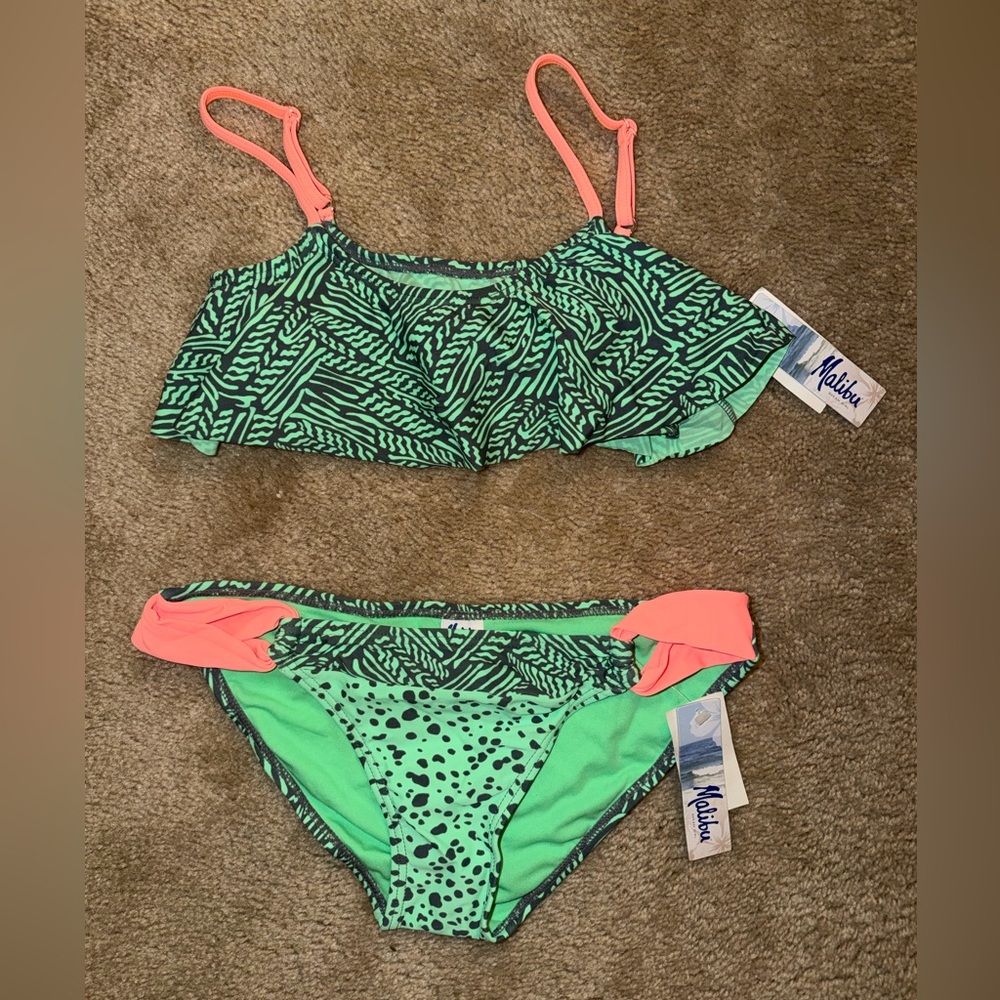 NWT Malibu Dream Girl Green and Coral Women’s Bikini Swimsuit Size S/M